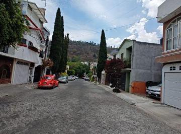 Casa de 3 habitaciones, Morelia · Venta Casa en Ocolusen 3 Rec 2 Baños y Medio a Unos Pasos de Las Américas Terraza Alta Plusvalía