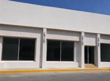Local comercial · 250m² · 18 Estacionamientos · Local en Renta en Blvrd. Independencia, Ampliación Los Ángeles, Torreón, Coahuila.