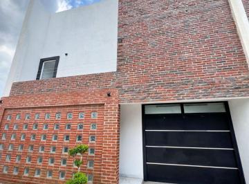 Casa en condominio de 3 habitaciones, San Pedro Cholula · Casa en Renta Xixitla