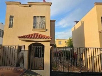 Departamento de 3 habitaciones, Mexicali · Casa de 230 m² con 3 Recámaras en Venta en Mexicali