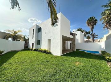 Casa de 3 habitaciones, Mérida · Casa Amueblada en Renta en Merida, Yucatan Dentro de Priv Altabrisa