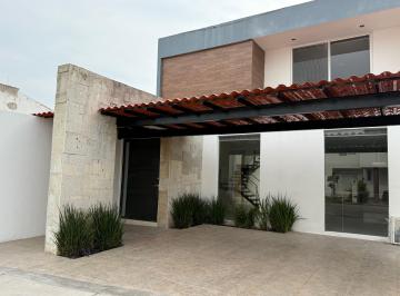Casa de 3 habitaciones, León · Casa en Venta en Mayorazgo, Leon Gto.