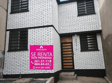 Casa · 55m² · 3 Recámaras · 1 Estacionamiento · Casa en Los Mezquites