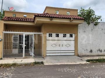 Casa · 127m² · 3 Recámaras · 1 Estacionamiento · Casa en Venta en Tecoman, Colima