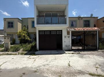 Casa · 75m² · 3 Recámaras · 1 Estacionamiento · Casa en Venta Toluca