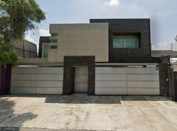 Casa de 5 habitaciones, Naucalpan de Juárez · Casa en Remate en Ciudad Satelite, Naucalpan de Juarez