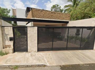 Casa de 4 habitaciones, Mérida · Casa en Venta Montebello Merida Yucatan