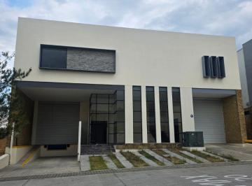 Bodega comercial , Zapopan · Bodega Comercial de 1212 m² en Renta en San Juan de Ocotan