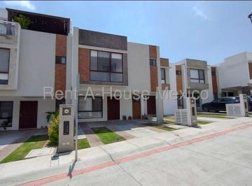 Casa de 3 habitaciones, El Marqués · Renta Casa 3 Habitaciones con Amenidades Zibata Apt