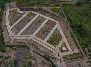 Terreno / Lote · 102m² · Terreno en Venta Al Sur de Guadalajara - Albazur (Aurea)
