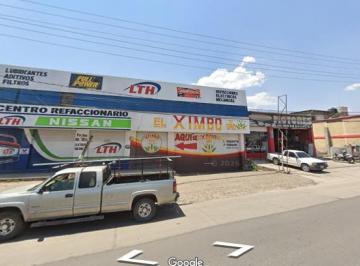 Local comercial · 200m² · 2 Estacionamientos · Frente a La Preferida