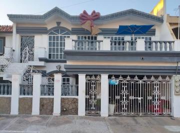 Departamento · 90m² · 2 Recámaras · 1 Estacionamiento · Departamento en Lomas de Mazatlán