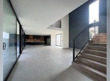 bb5d869dfa6166680e0d7dfa72efa2aac638bdecd54414fc83c158199c5bdac7 · Casa en Venta Querétaro, Huertas La Joya, Gran Jardín, Terraza, 3 Recámaras