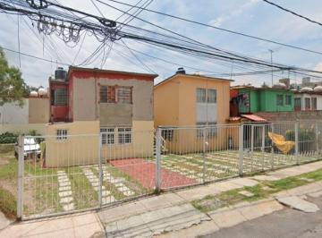 Casa de 2 habitaciones, Atizapán de Zaragoza · Casa en Venta en Cdmx en Jaripeo 14 en Col. Valle de Hacienda, Atizapán, Cp.52929.