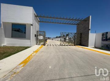 Casa · 98m² · 3 Recámaras · Venta de Casa en Frac. Valle Zafiro, Pachuca, Hgo.