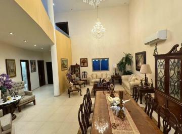 Casa de 4 habitaciones, Monterrey · Casa en Venta en Vista Hermosa | 4 Recámaras | Acabados de Lujo y Recámara en Planta Baja