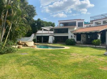 Casa en condominio de 4 habitaciones, Cuernavaca · Vendo Casa en Cuernavaca, Exclusivo Fracc. Sumiya, 4 Recamaras, Hermoso Jardin, Seguridad Total.