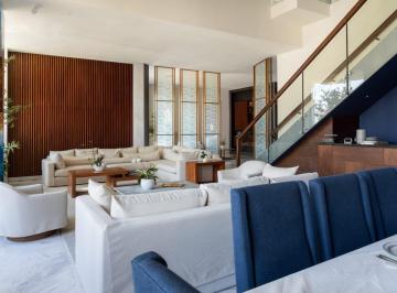 Departamento · 765m² · 4 Recámaras · 4 Estacionamientos · Departamento PH en Venta Amueblado