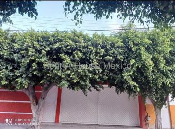 Casa de 5 habitaciones, Querétaro · Casa en Renta en Niños Héroes con Uso de Suelo Comercial