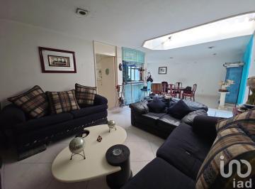 Casa · 355m² · 4 Recámaras · 4 Estacionamientos · Casa en Venta en Bosques de Aragón, Nezahualcoyotl