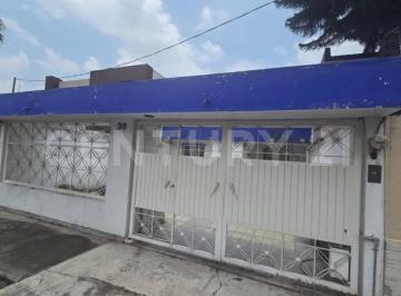 Casa · 198m² · 4 Recámaras · 4 Estacionamientos · Casa en Venta, Colonia Prado Coapa 3ra Sección, Tlalpan, Ciudad de México.