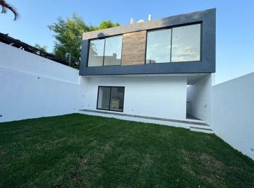 Casa · 198m² · 3 Recámaras · 3 Estacionamientos · Casa Nueva en Venta en Fraccionamiento Lomas del Sol Subida a Chalma Cuernavaca Morelos