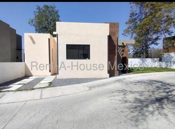 Casa de 2 habitaciones, Tequisquiapan · Casa en Venta de un Solo Nivel en Tequisquiapan