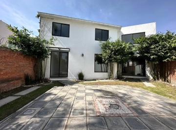 Casa en Renta de 3 habitaciones Lázaro Cárdenas · Casa en Renta en Camino Real a Momoxpan