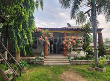 Casa · 180m² · 3 Recámaras · 2 Estacionamientos · Casa en Venta El Paraiso, Chiapa de Corzo