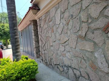 Casa de 3 habitaciones, Guadalajara · Casa en Renta Apta Para Oficina o Consultorios, Bien Ubicada