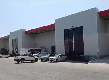 Bodega comercial · 391m² · 4 Estacionamientos · Bodega Comercial en Renta en Querétaro Ideal Para Logística y Almacenaje