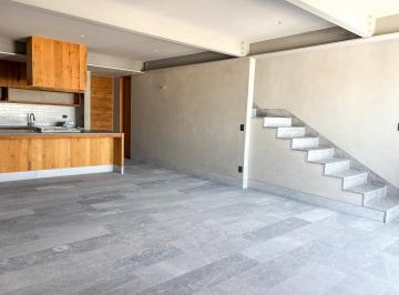 Departamento · 218m² · 3 Recámaras · Departamento en Venta en Loma Dorada