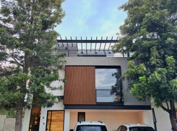 Casa de 3 habitaciones, Zapopan · Casa en Venta – Privanza Hábitat | Coto Terma, Solares