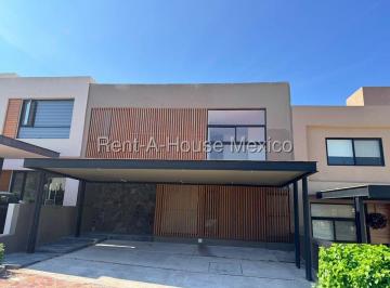 Casa en condominio de 3 habitaciones, Querétaro · Casa Nueva en Privada Altozano | 3 Recámaras, Sala Tv y Vigilancia 24/7