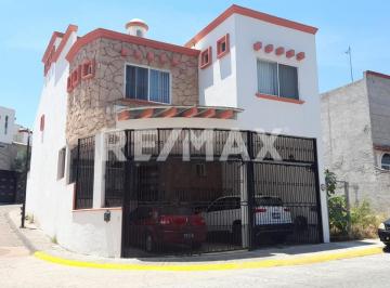 Casa · 234m² · 4 Recámaras · 2 Estacionamientos · Casa en Venta en Milenio III - (4)