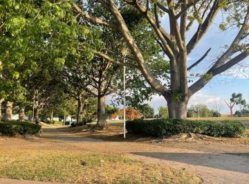 Áreas verdes y parque recreativo dentro del coto · Casa en Renta en Campo Real, Zapopan, Jal