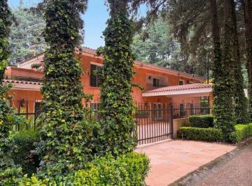Casa en condominio de 4 habitaciones, Ocoyoacac · Residencia de Autor en Hacienda Jajalpa | 1,708 m², Precioso Jardín y Estructura de Acero