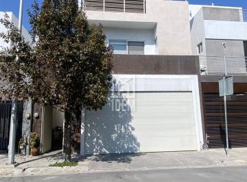 Casa · 260m² · 3 Recámaras · 2 Estacionamientos · 1502 - Casa en Venta en Privadas del Canada, Escobedo Nl.