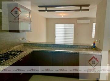 Casa · 173m² · 3 Recámaras · 2 Estacionamientos · Casa en Renta Valle La Rioja