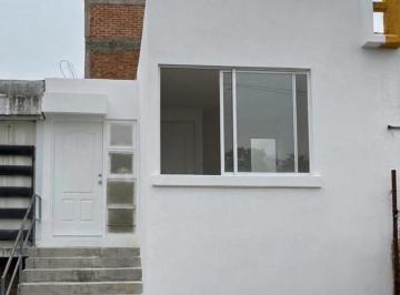 Casa · 71m² · 1 Recámara · 1 Estacionamiento · Casa Remodelada en Venta en Joyas de Castilla León Gto