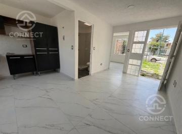 Casa · 71m² · 1 Recámara · 1 Estacionamiento · Casa Remodelada en Venta en Puerta Dorada, Zona Norte León Gto