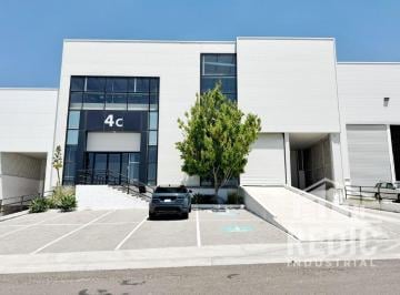 Nave industrial , El Marqués · Nave en Renta en Terra Park Centenario