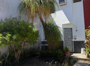 Casa de 2 habitaciones, Mazatlán · Casa en Venta en Infonavit Alarcon