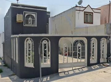 Casa de 3 habitaciones, Monterrey · Casa en Venta en Colinas de Valle Verde, Monterrey, Nuevo Leon.