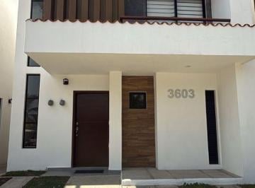 Casa de 3 habitaciones, Mazatlán · Casa en Venta en Cibeles Residencial - Modelo Agua