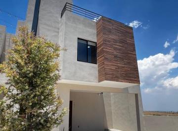 Casa · 185m² · 4 Recámaras · 2 Estacionamientos · Casa en Fuerte Ventura con 4 Recamaras y Acabados en Marmol