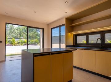 Casa en condominio de 3 habitaciones, Solidaridad · Casa a Estrenar en Una de Las Zonas Exclusivas de Playa del Carmen, Q. R. Residencial El Cielo