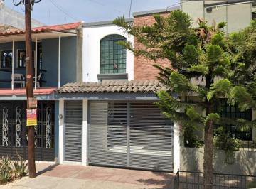 Casa de 3 habitaciones, Guadalajara · Casa en Venta en Villas del Nilo, Guadalajara, Jalisco.