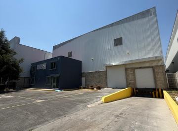 Bodega comercial , Tlajomulco de Zúñiga · Bodega Industrial en Siglo Xxi | 1,422 m² | Andén | $172,000 + Iva