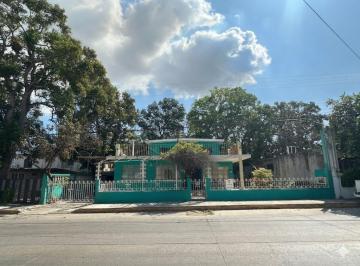 Casa · 633m² · 4 Recámaras · Casa en Vicente Guerrero